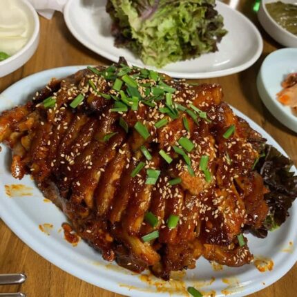 ‘정수리가 뜨끈해지네’ 중독성 있는 매운맛으로 유명한 전국 맛집 5곳