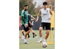 “손흥민 몸은 돌아왔는데…” LAFC 감독이 말한 ‘아직 남은 숙제’는?