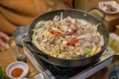 ‘부산의 역사를 맛보다’ 백년가게 인증 받은 부산 맛집 5곳