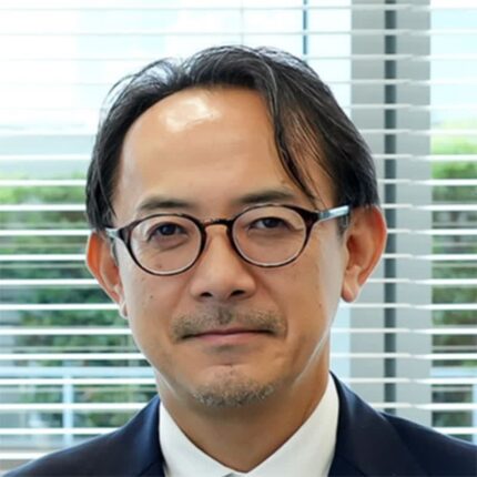 “손 하나 까딱 안 하고 코딩” 충격…18억 받던 회장님, 사표 내고 한 일[월드콘]
