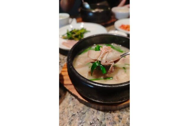 부산 서면 돼지국밥 맛집 ‘안목’, 3년 연속 미쉐린 빕구르망이 증명하는 항정살 국밥과 수육 솔직후기 (feat. 복순도가)
