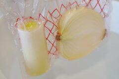 식재료를 지퍼백에 담아 물에 넣어 보세요! 의외로 잘 모르는 지퍼백 진공포장 하는법