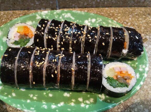 “김밥에 밥 전부 빼세요” 살도 안찌는데 맛까지 있다는 주부 9단 ‘김밥 레시피’