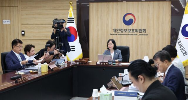 은폐엔 철퇴·조사방해엔 고발…개인정보위, LGU+·KT에 초강수