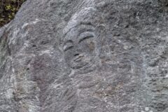 경기 문수산마애보살상 숙소, 자연 속 여름휴가 명소
