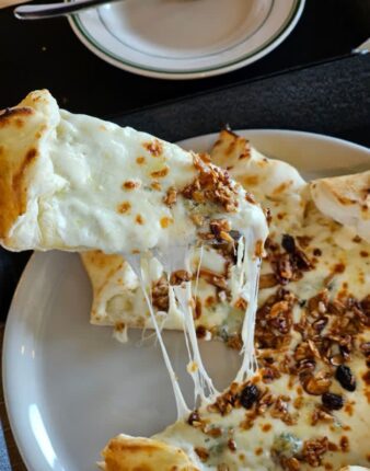 파주브런치맛집 뷰 좋은 대형카페 포앤모어