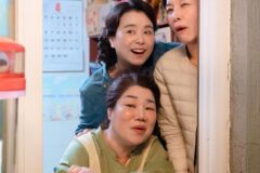 너무 ‘아는 맛’인가? 로코 장인과 대세 배우 조합인데 넷플릭스 6위로 아쉽게 출발한 이 드라마