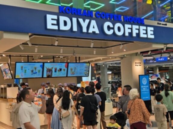 [리얼푸드] 달고나라테에 붕어빵…이디야커피, 라오스에 1호점 연다