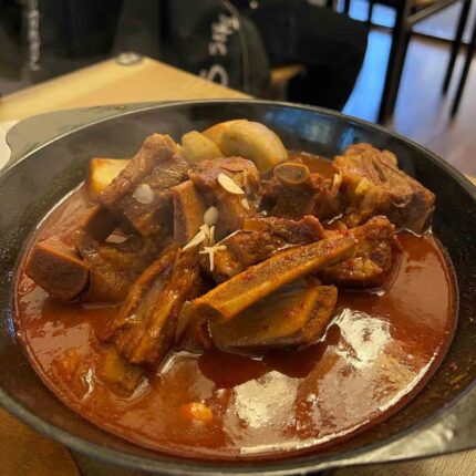 칼칼한 양념과 부드러운 고기의 조화가 일품인, 전국 매운갈비찜 맛집 5