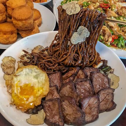 줄 서서 먹을 가치가 있는 압구정 대표 맛집 5