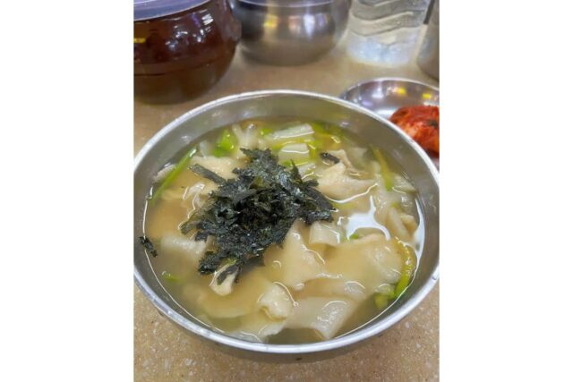 쫄깃한 수제비와 깊은 풍미의 육수! 소박하지만 든든한 수제비 맛집 5곳