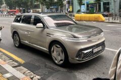 “도로에서 보면 더 압도적” 서울 한복판에서 포착된 제네시스 GV90 네오룬
