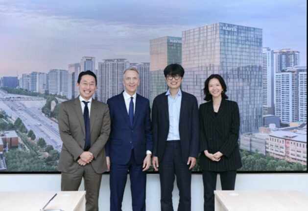 네이버, AI 팩토리 사업 탄력…이해진, 브룩필드 회장과 회동