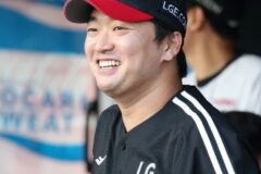 빅리그 단 4경기 뛰었는데도 64억 원이나 벌고 돌아온 이 선수