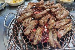 손으로 잡고 뜯어먹는 재미! 전국 쪽갈비 바베큐 맛집 5