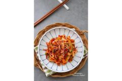 오징어무침 레시피 쫄깃 아삭한 무침요리 오징어오이무침 한접시