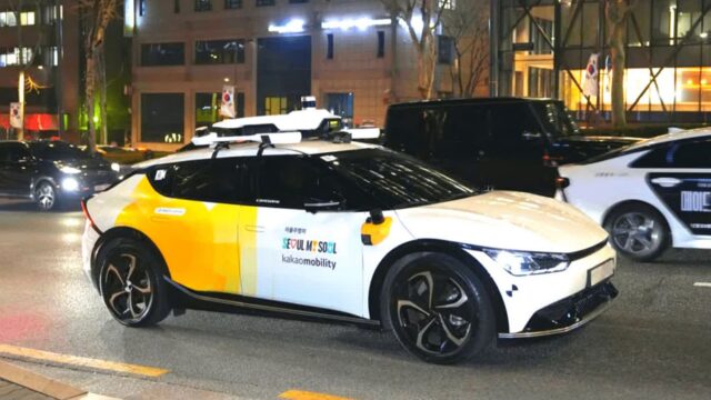 강남 로보택시 가동률 82.5%, 글로벌 1위 웨이모 압도한 카카오의 ‘이 전략’은?