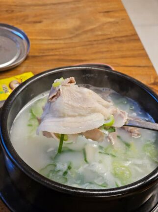김포돼지국밥 진하면서 깔끔한 양촌 부온정