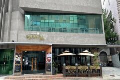 “진짜 이런 곳이 서울 강남에 있다니?”… 전통과 현대가 어우러진 특별한 카페 여행지
