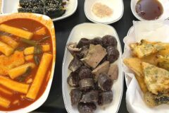 “줄 서서 먹는 진짜 매운맛의 성지라니?”… 아침부터 입맛 자극하는 공릉동 명소