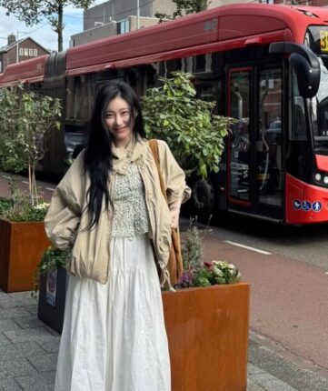 요즘 실물 미녀 세손가락 안에 들어간다는… 연예인 가을 유행 패션