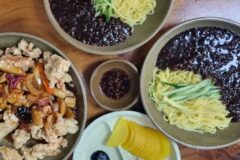 감칠맛 넘치는 소스와 쫄깃한 면발이 맛있는 전국 짜장면 맛집 5곳