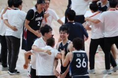 “일본 안방에서 金 따버렸다” 한국 농구 12년 만에 우승…이현중 27점·18리바운드 미쳤다.