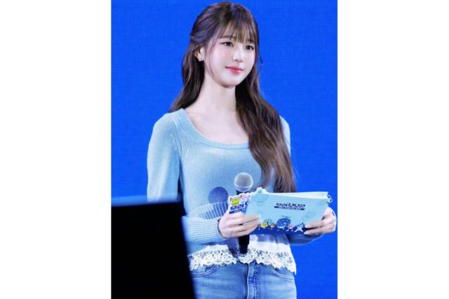 점점 더 예뻐지는거 뭐지..? 배우들도 극찬하는 장원영 패션 근황