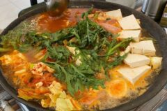 “외국인도 줄 서서 먹는다” 진득한 햄 맛이 살아있는 전국 부대찌개 맛집 5