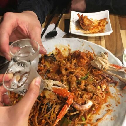 매콤한 양념에 푸짐한 해물이 함께하니 소주가 콸콸, 전국 해물찜 맛집 5곳