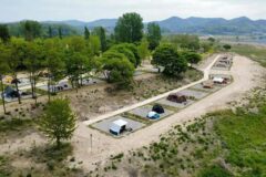 경기 강천섬캠핑장, 반려견과 즐기는 사계절 자연 캠핑