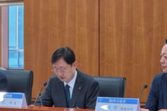이찬진 금감원장, 출렁이는 증시에 증권사 빚투 관리 주문