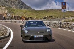 포르쉐, 알프스를 향한 헌사…911 GT3 베르그스포트 공개