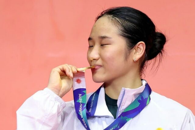 “진짜 세영, 안세영!” 日 에이스 마저 무너뜨렸다…64년 사상 최초 2연패 금메달