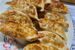 ‘자부심이 담긴 맛’… 군만두 하나로 손님들 줄 세우는 전국 군만두 맛집 5곳