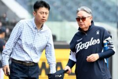 ‘2위→9위’추락한 한화…손혁 단장·김경문 감독 결국 동반 퇴진하나