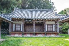 경북 나산서원 숙소, 전통과 자연 속 휴식의 만남
