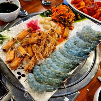 생으로·구워서·버터구이로 마무리! 가을에 꼭 즐겨야 하는 전국 새우 맛집 5곳