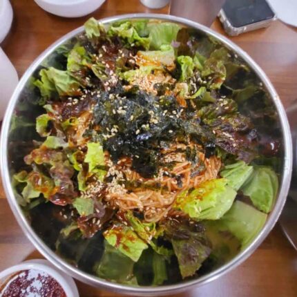 새콤달콤한 양념에 쓱쓱 비벼먹는, 전국 비빔국수 맛집 5곳