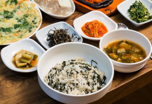 향긋하고 영양 가득한 한식! 손님들 몰려드는 전국 곤드레밥 맛집 5곳