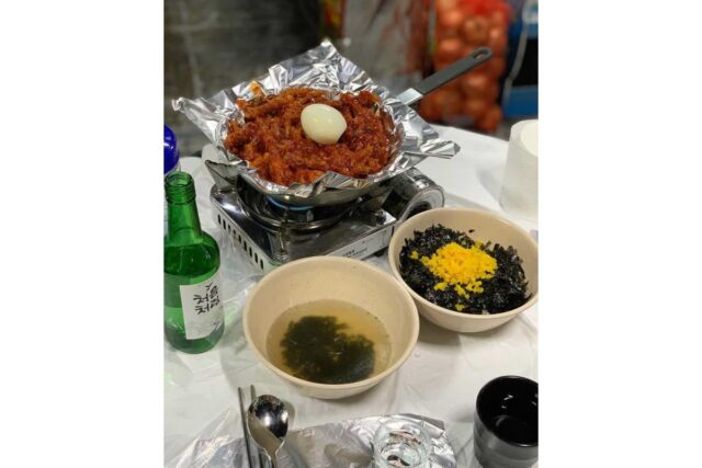 술이 술술 들어가는 매콤한 양념! 전국 닭발 맛집 5곳