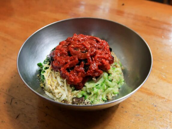 “SK 최태원 회장도 찾는 비빔밥집?”… 전국 비빔밥 맛집 5