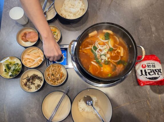 동작구청 노량진 점심잘하는, 고양진생갈비김치찌개