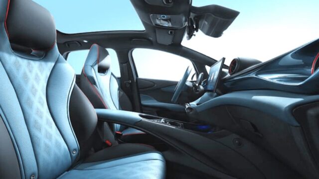 “수입차 시장 발칵”… 1년 만에 7배 성장한 BYD, BMW·벤츠 넘은 비결은?