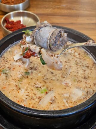 구래동 순대국 맛집 국물 깔끔한 순대실록 김포구래점