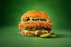 [리얼푸드] 새콤한 맛에 빠진 호주, 버거에도 피클과 김치