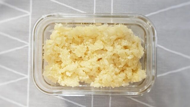 다진마늘 보관방법 ‘이것’을 넣으면 갈변 걱정이 사라져요!