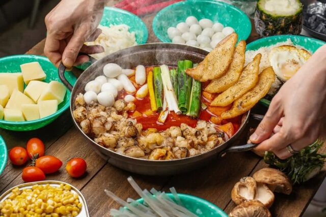 부드러운 닭과 탱글한 대창의 완벽 조합! 서울 곱도리탕 맛집 BEST 5