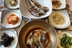 “5,000㎡ 정원이 도심 한가운데 있다니”… 자연 속 산책길 매력 넘치는 서울 명소