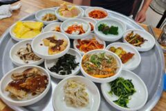 ‘만원에 20첩?!’ 가격이 말도 안된다는 초가성비 백반 맛집 BEST 5